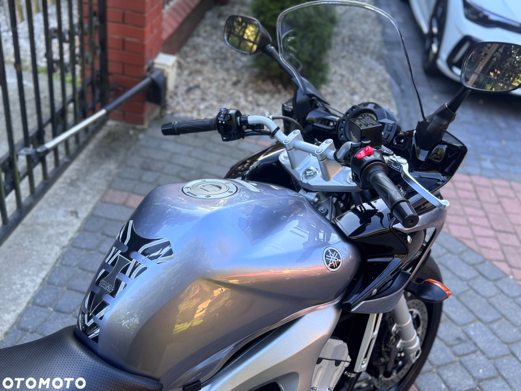 Yamaha FZ6 - 14
