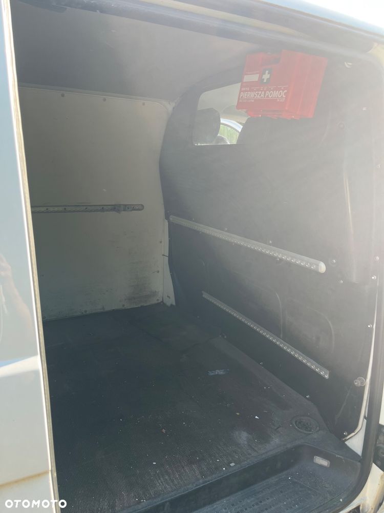 Volkswagen Transporter - 17