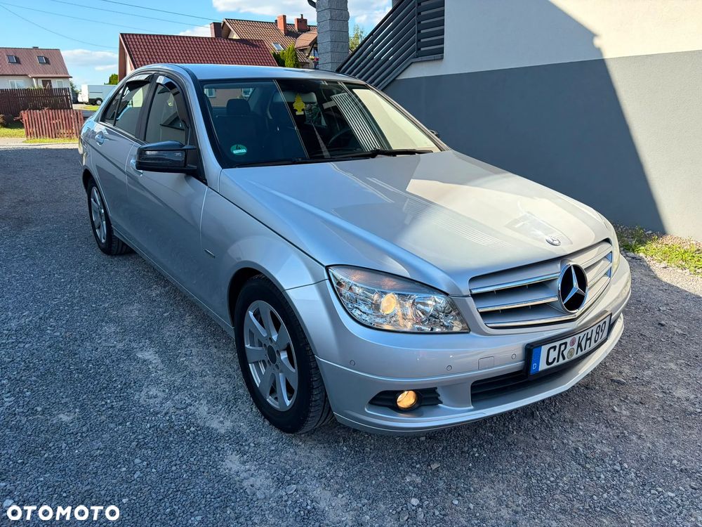 Mercedes-Benz Klasa C 180 Kompressor BlueEFFICIENCY - 3