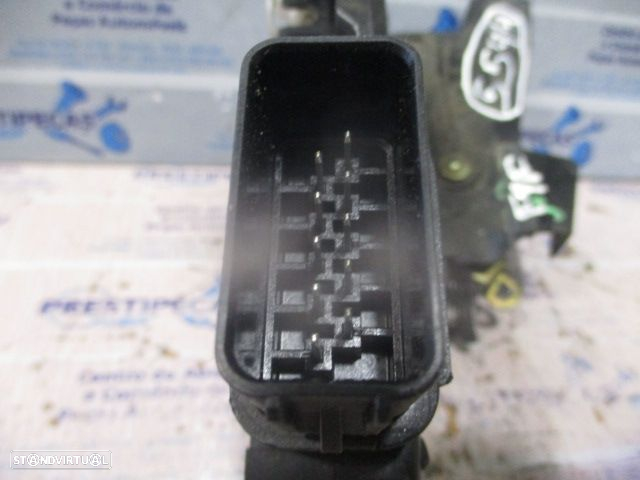 Fecho 30699154 VOLVO V50 2004 2.0D 136CV 5P CINZA FE 10 PINOS - 4