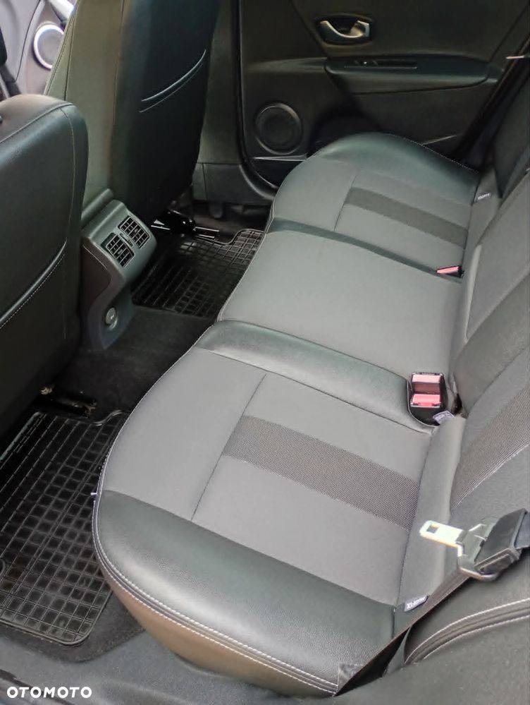 Renault Fluence 2.0 16V 140 Dynamique - 9