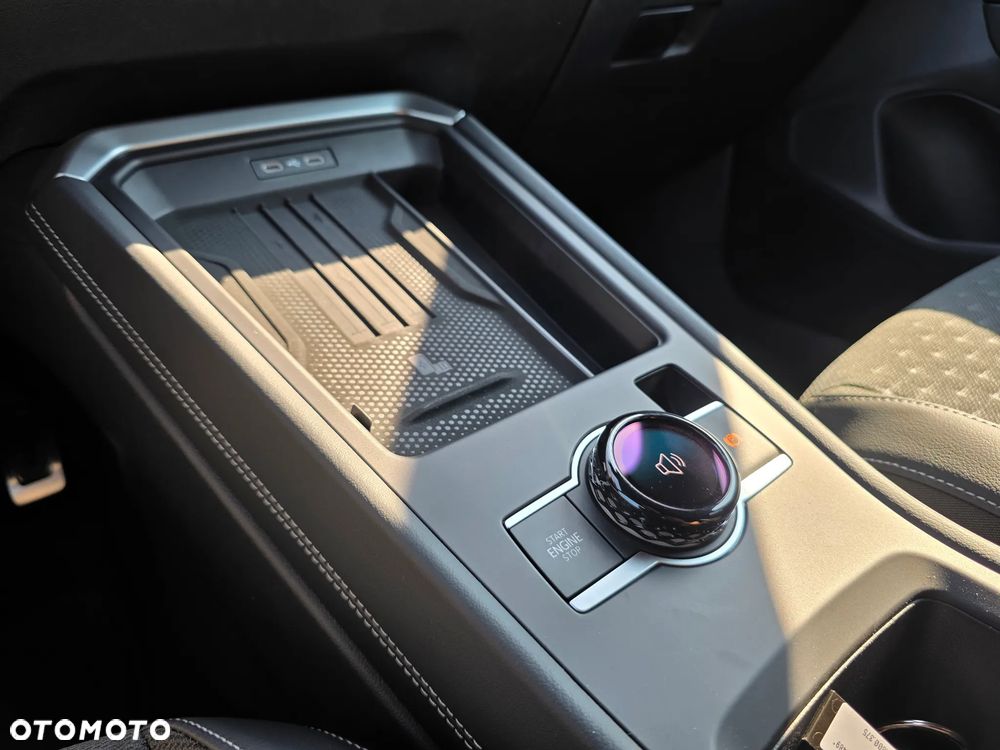 Volkswagen T-Roc 1.5 eTSI R-Line DSG - 31