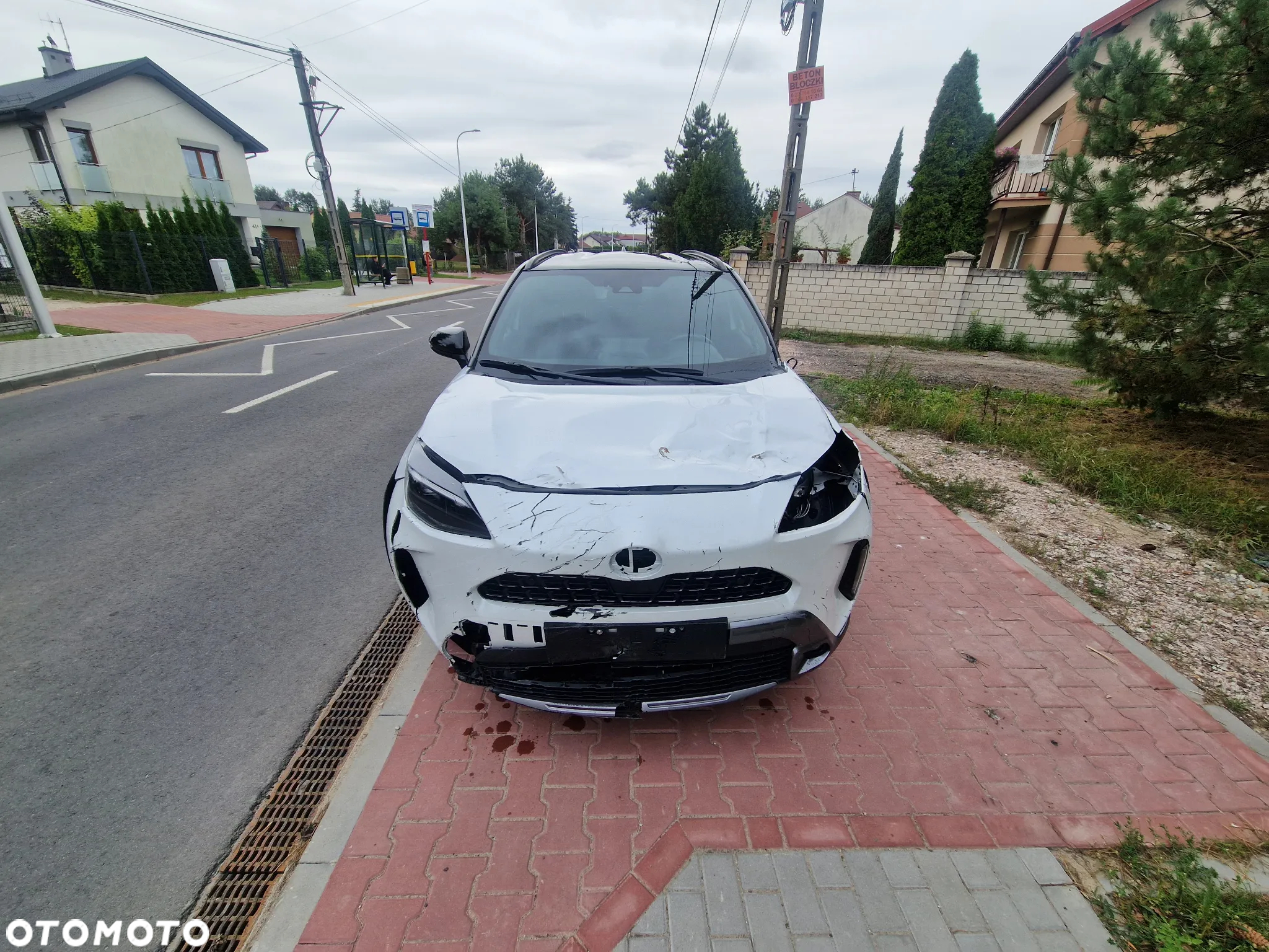 Toyota Yaris Cross Hybrid 1.5 Executive - 4