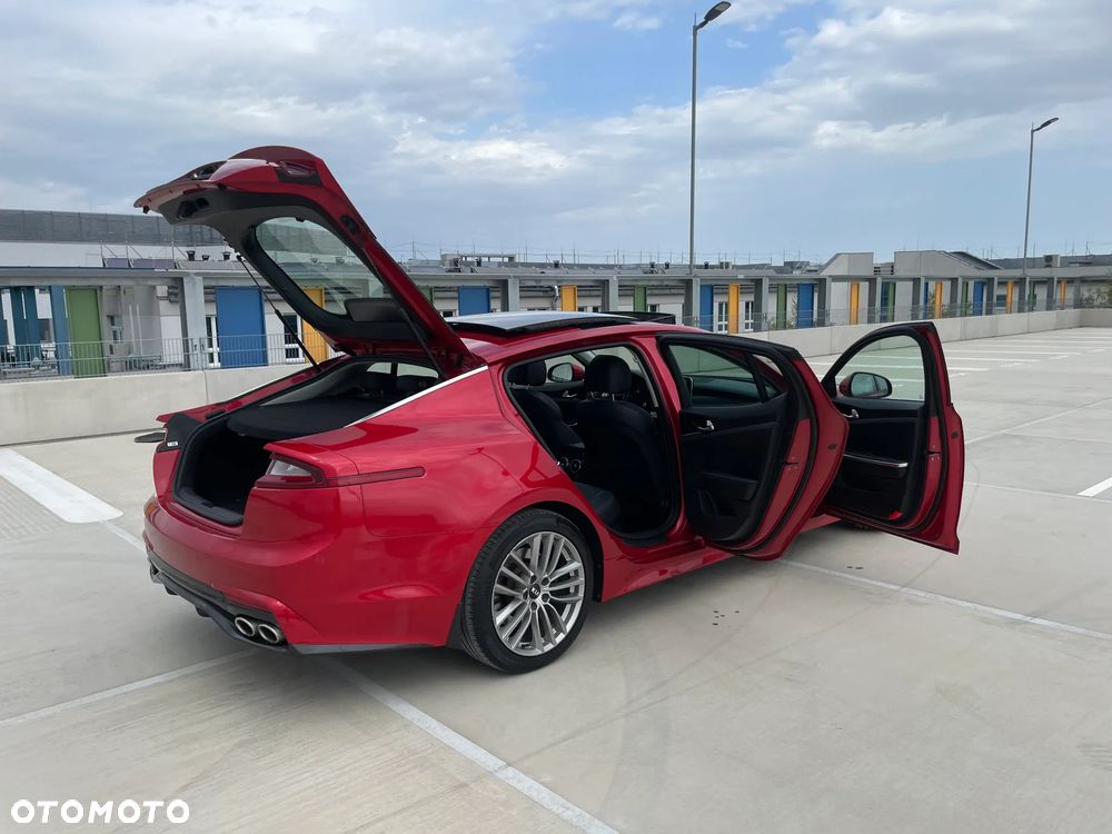 Kia Stinger 2.0 T-GDI XL - 11