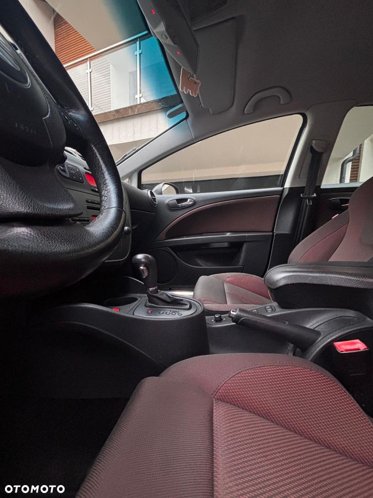 Seat Leon 2.0 TDI DSG Stylance - 23