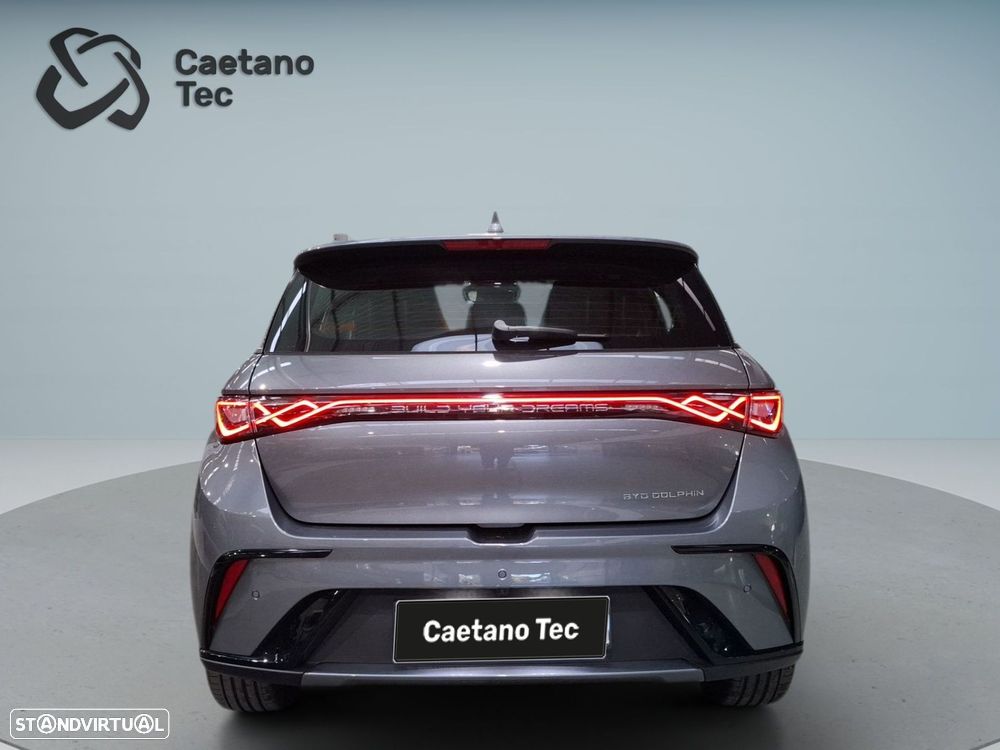 BYD Dolphin 60.4 kWh Comfort - 7