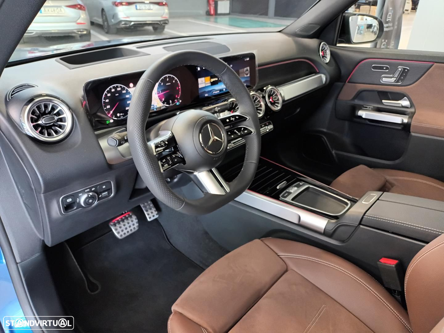 Mercedes-Benz GLB 180 d AMG Line - 11