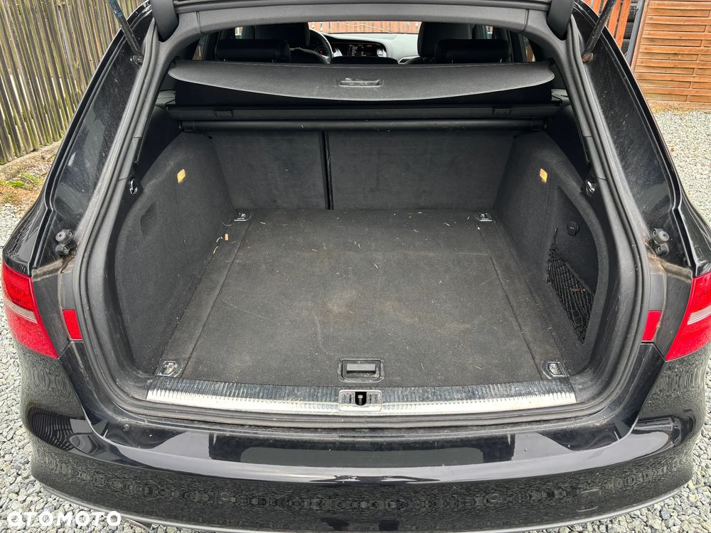 Audi A4 Avant 2.0 TDI DPF clean diesel quattro S tronic S line Sportpaket - 22