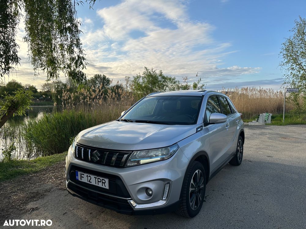 Suzuki Vitara 1.4 Boosterjet AllGrip MHEV Luxus - 1