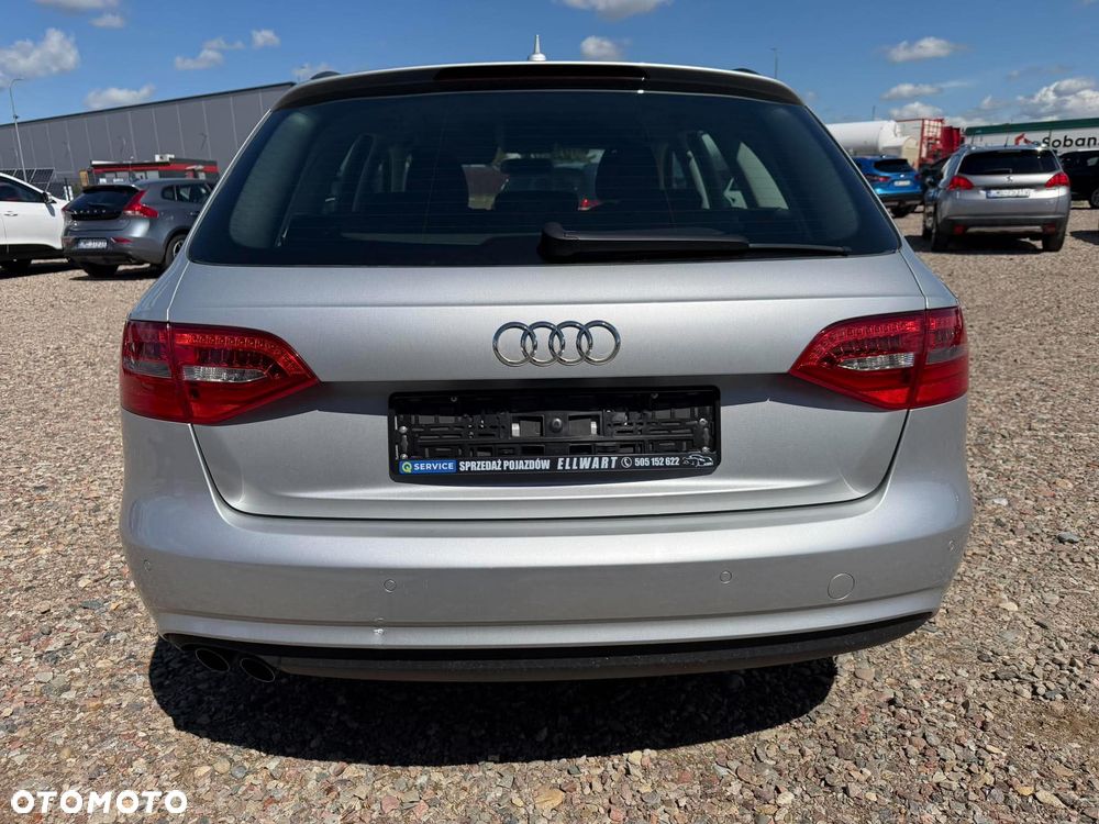 Audi A4 Avant 2.0 TDI DPF Ambiente - 5