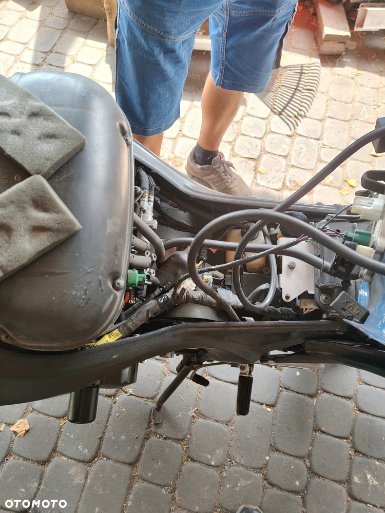 Yamaha FZ6 - 7