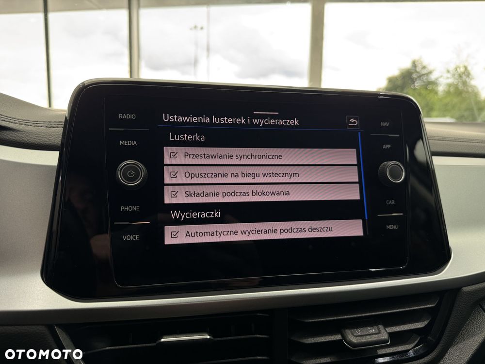 Volkswagen T-Roc 1.5 TSI Life DSG - 31