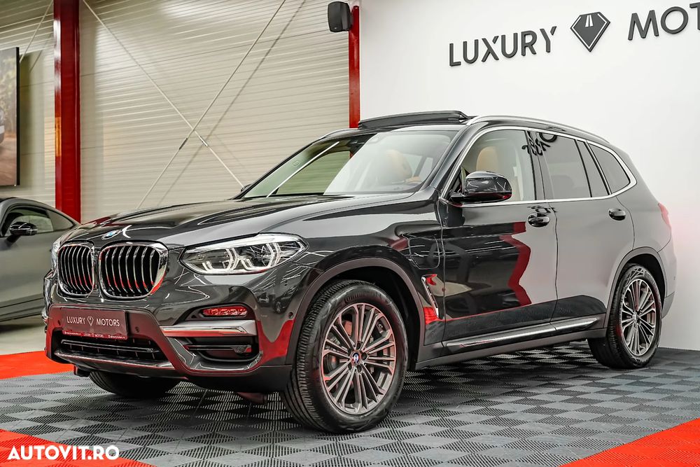 BMW X3 xDrive30e Aut. Luxury Line - 1