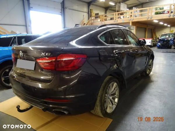 BMW X6 xDrive50i