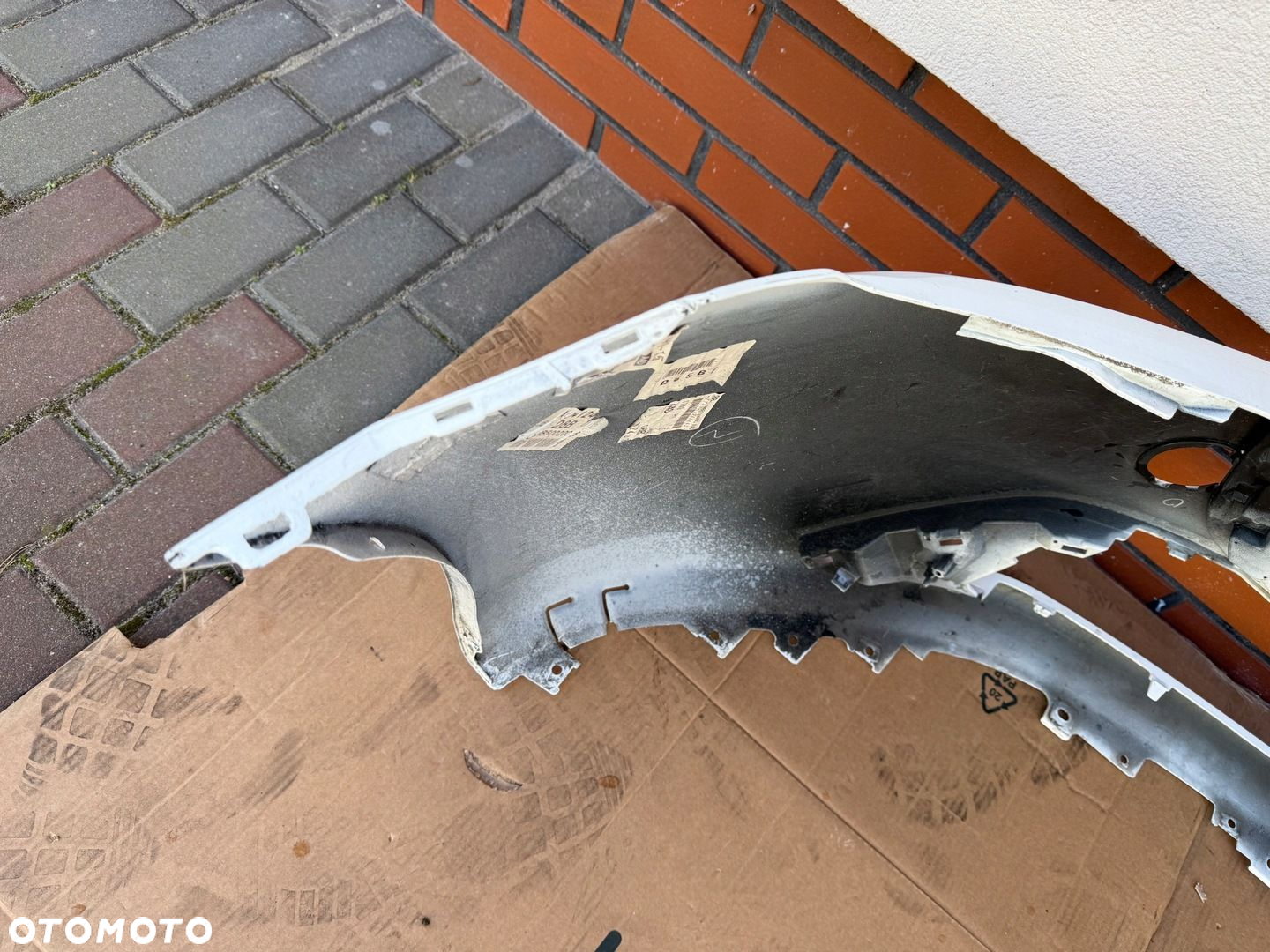 Mazda 2 Demio DJ lift 2024- zderzak przod demontaz ladny oryg bialy - 8