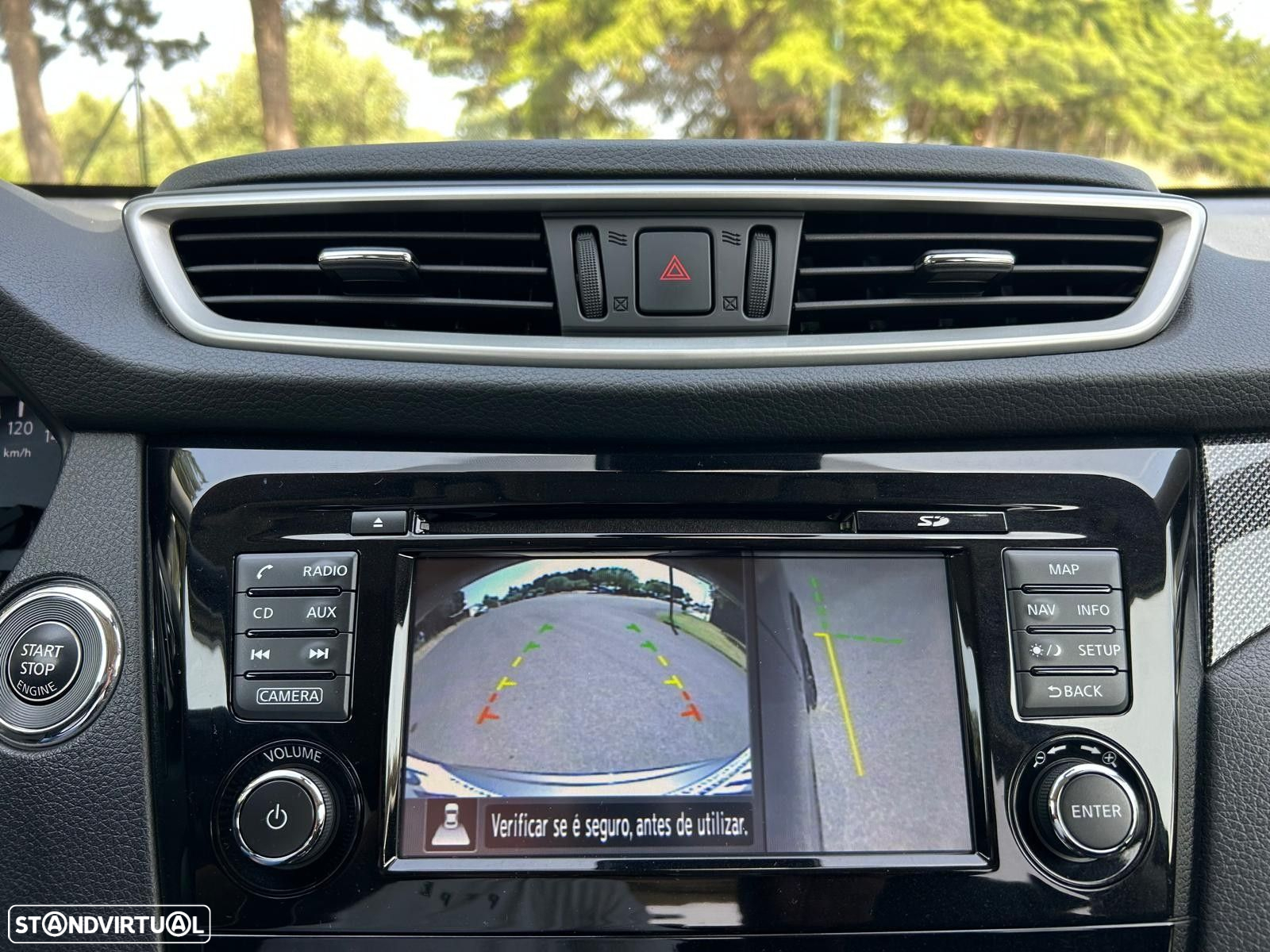 Nissan X-Trail 1.6 dCi N-Connecta - 31