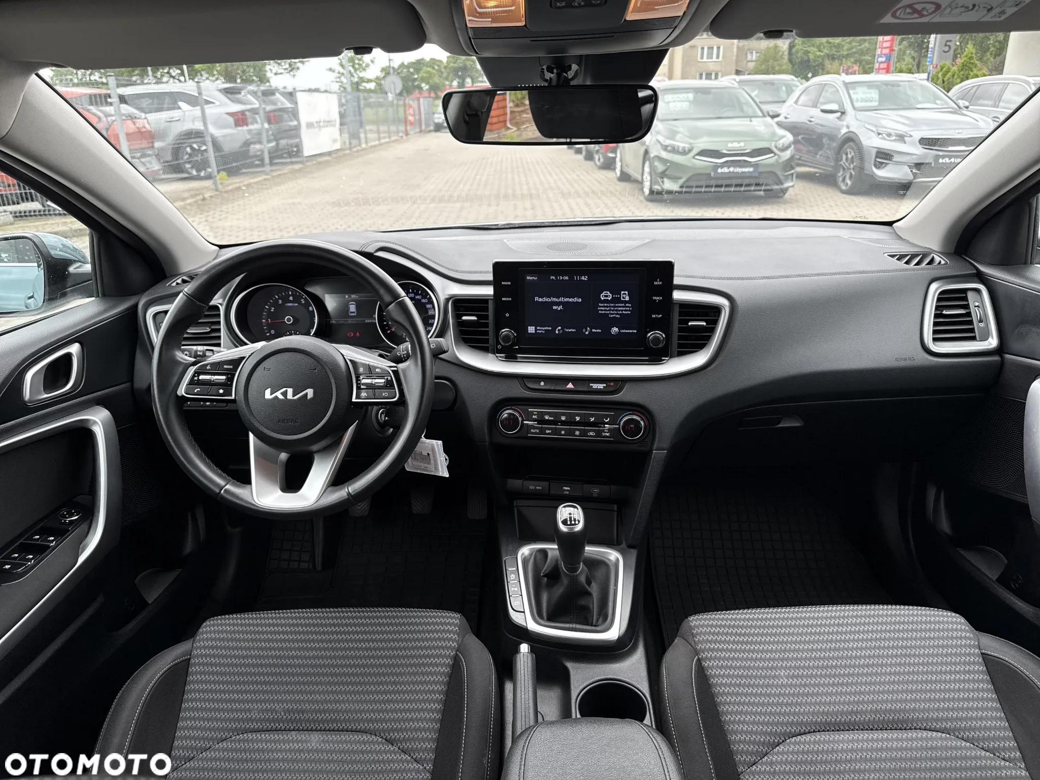 Kia Ceed 1.5 T-GDI M - 25