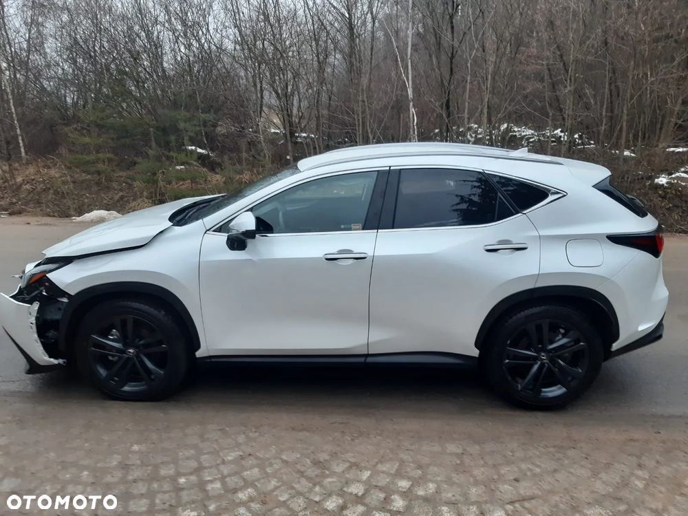 Lexus NX 350h Prestige 2WD - 11