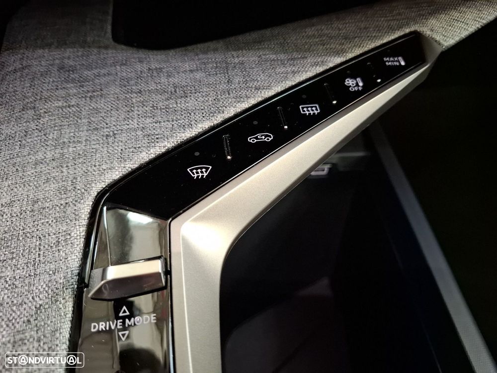 Peugeot 5008 1.2 Hybrid Allure e-DCS6 - 22