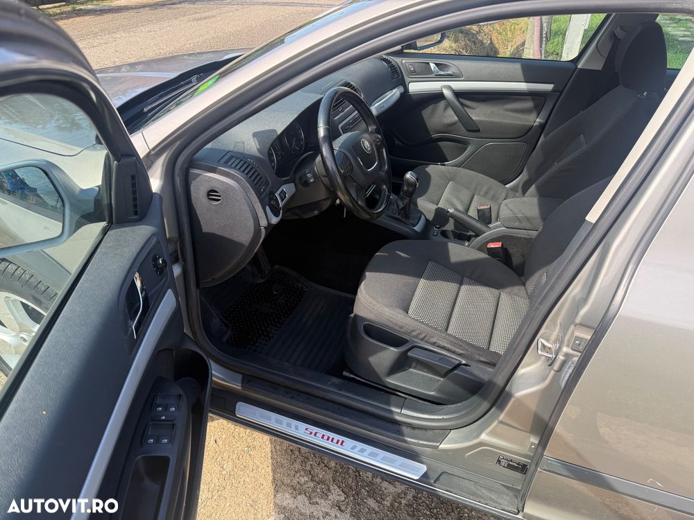 Skoda Octavia 2.0 TDI Elegance 4x4 - 8