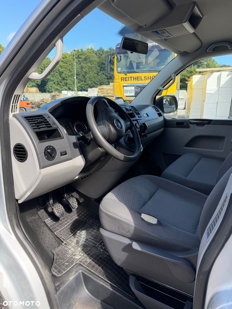 Volkswagen Transporter L2H2 - 12