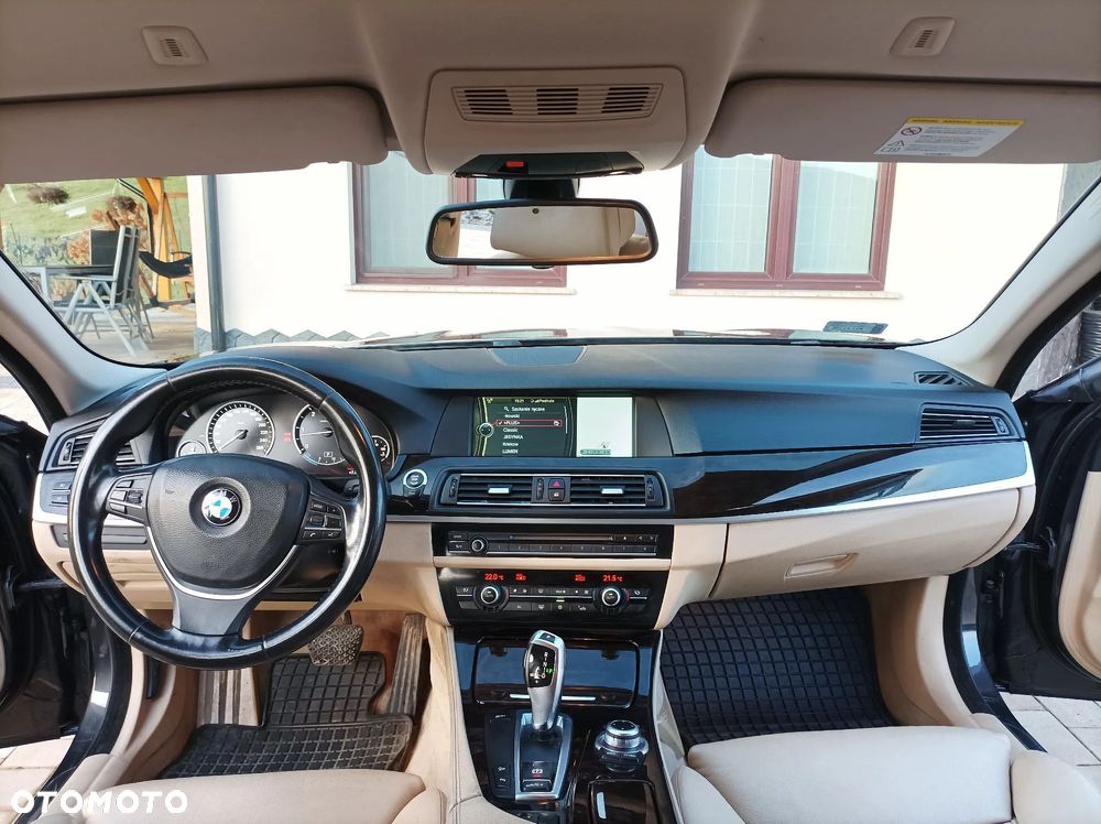 BMW Seria 5 530d xDrive - 15