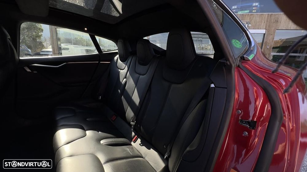 Tesla Model S 85D - 46