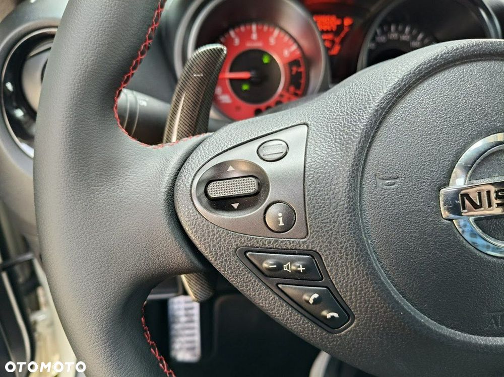 Nissan Juke 1.6 DIG-T Nismo RS 4WD Xtronic EU6 - 22