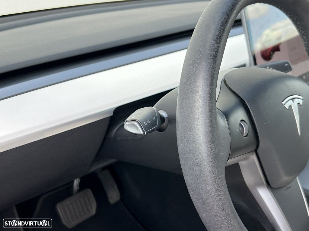 Tesla Model 3 Long Range Tração Traseira - 5