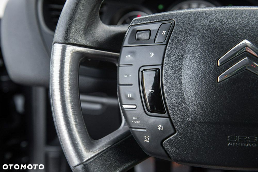 Citroën C5 Tourer HDi 165 FAP Exclusive - 25