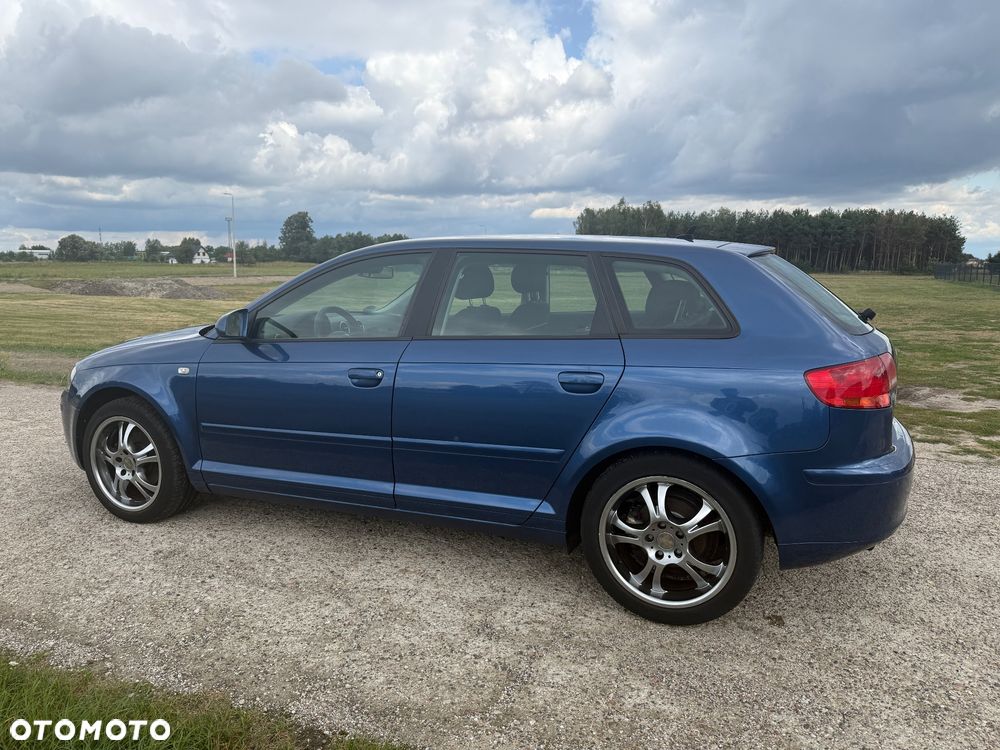 Audi A3 Sportback - 12