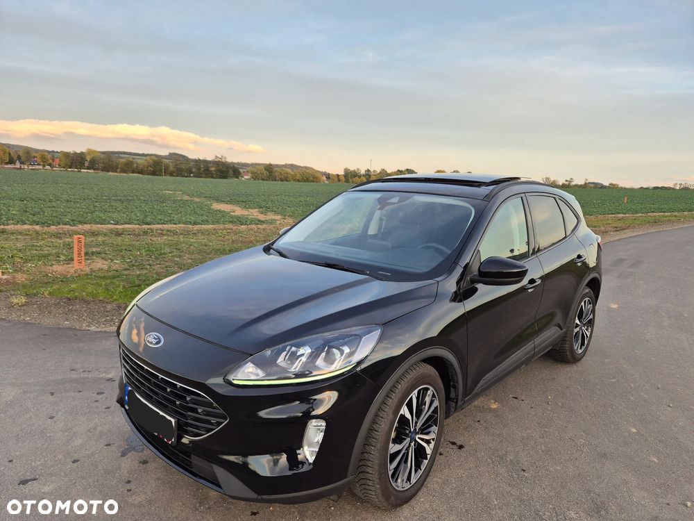 Ford Kuga - 1