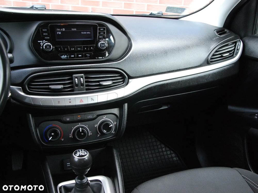 Fiat Tipo - 32