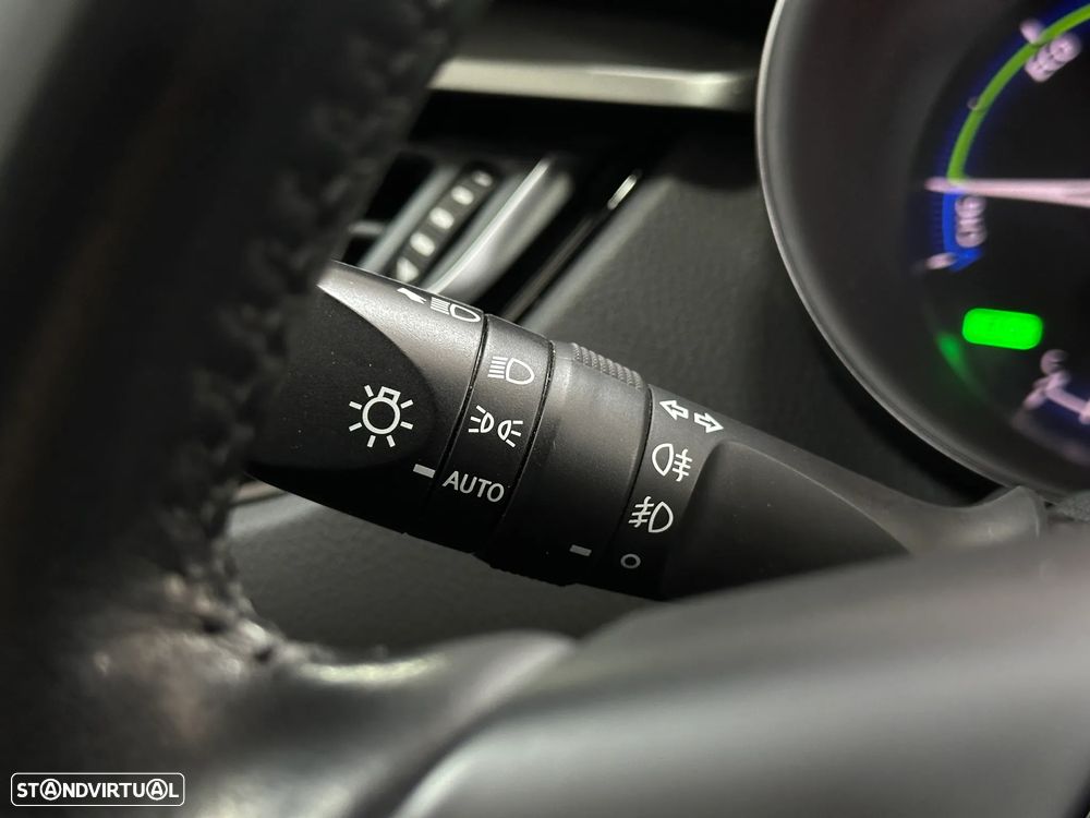 Toyota C-HR 2.0 Hybrid Square Collection - 18