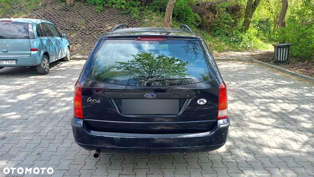Ford Focus - 11