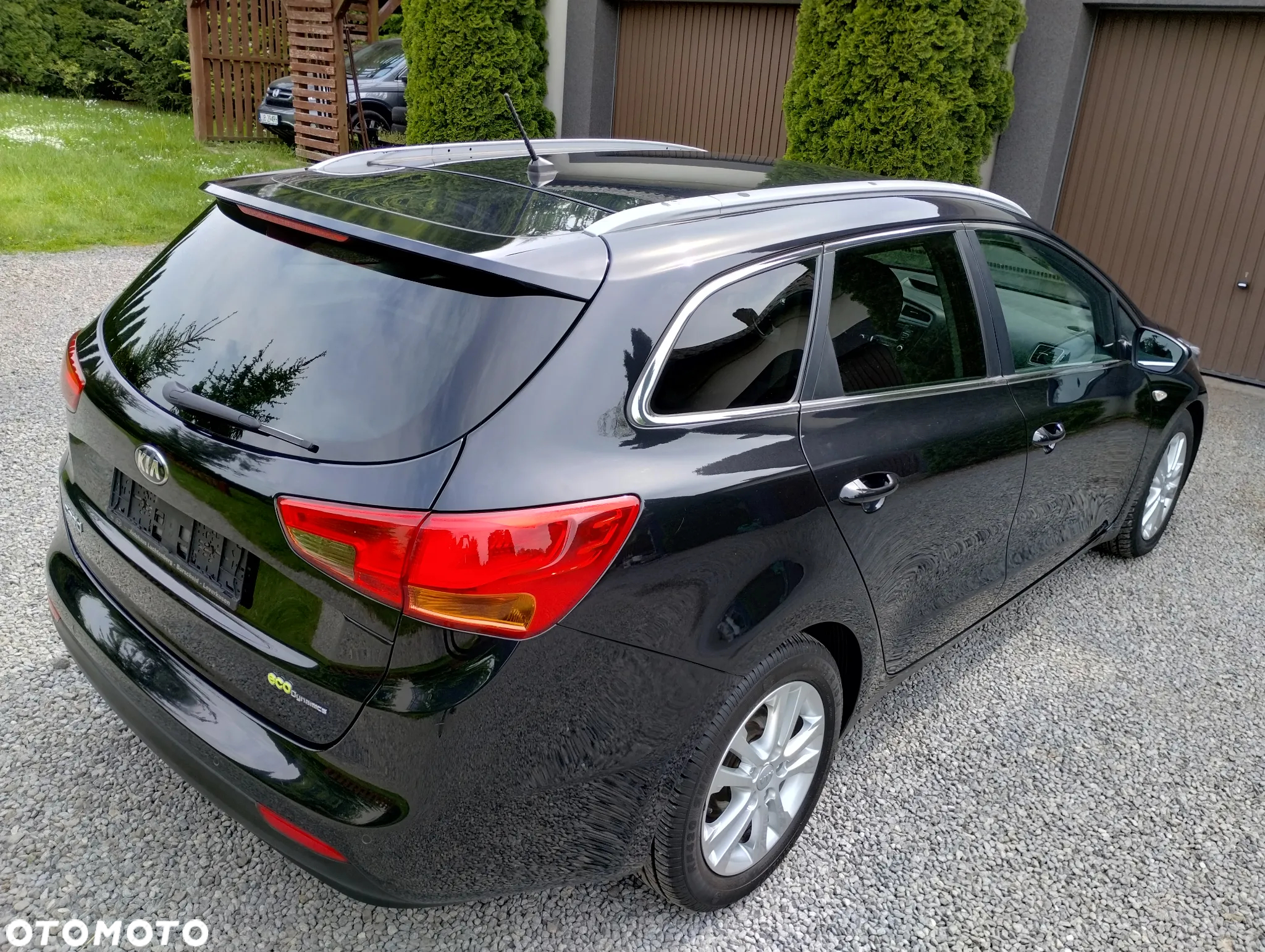 Kia Ceed 1.6 CRDi 128 ISG SW Spirit - 16