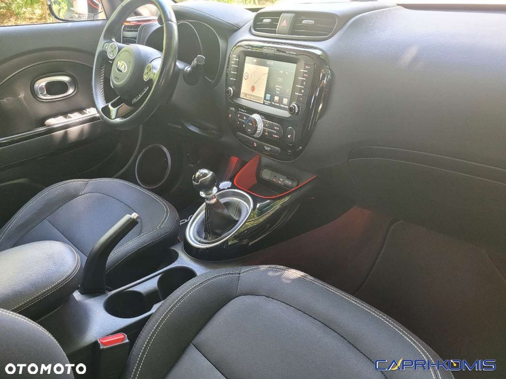 Kia Soul 1.6 CRDI White&Red Edition - 17