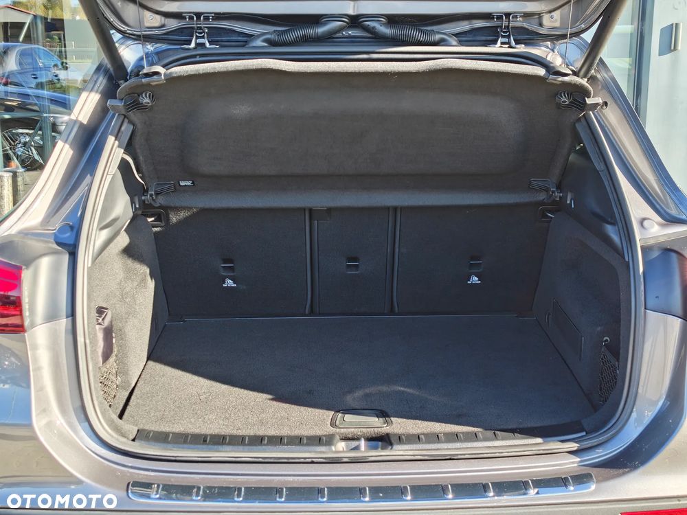 Mercedes-Benz GLA 200 mHEV Progressive 7G-DCT - 18