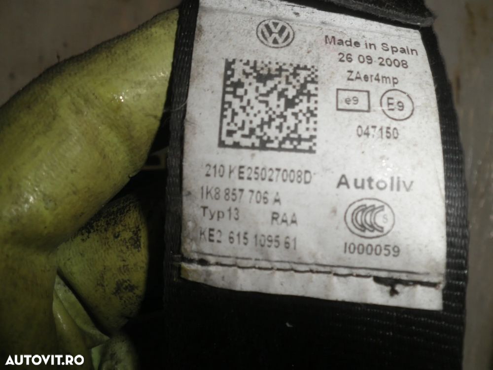 Centura stanga / dreapta fata VW Scirocco 1K8857706A 1K8857705A - 2