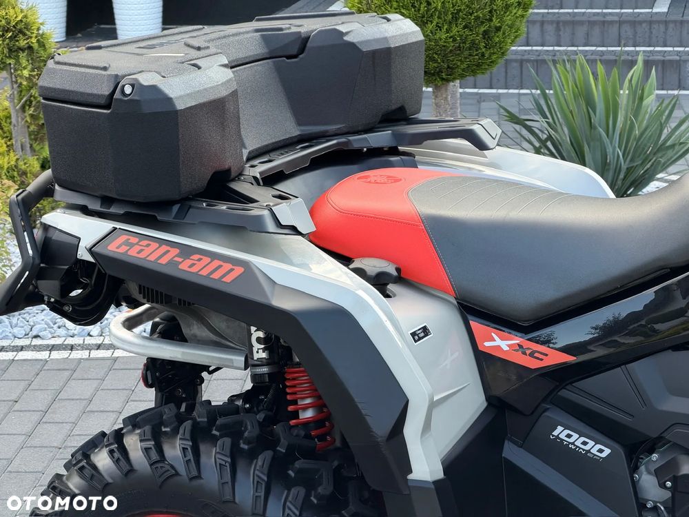 Can-Am Outlander - 10