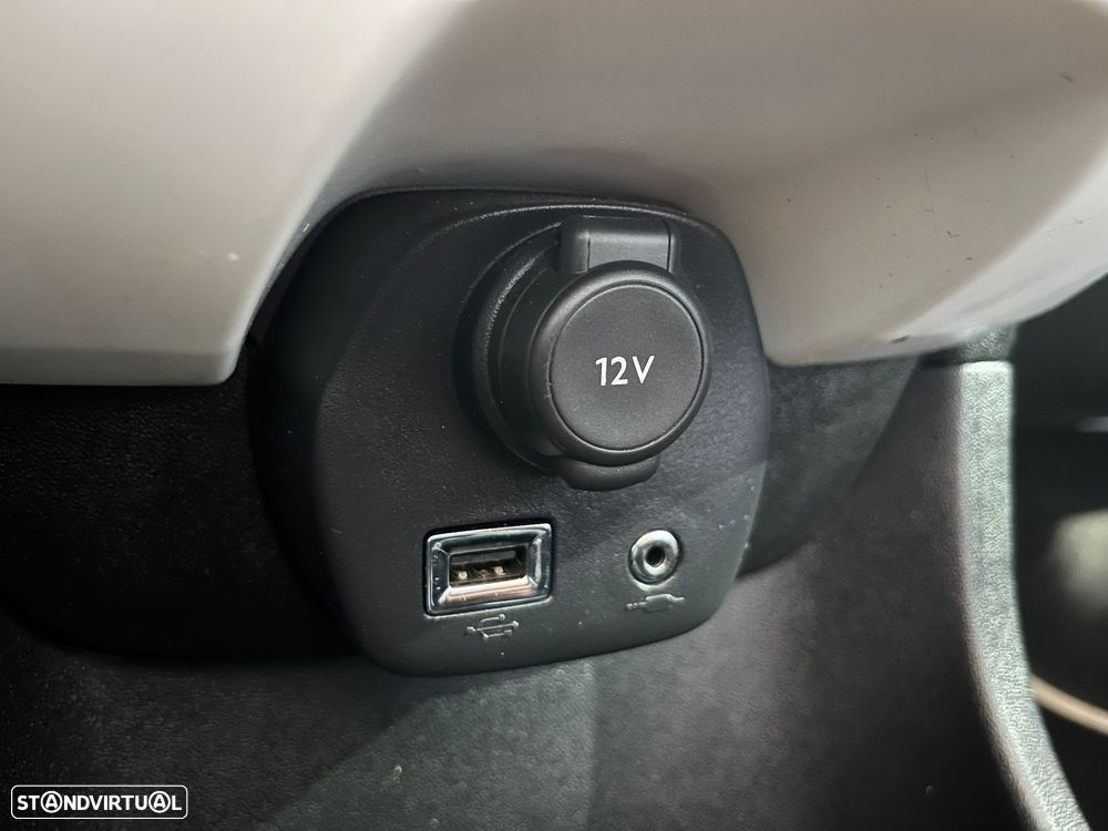 Peugeot 108 1.2 PureTech Top! Roland Garros - 30