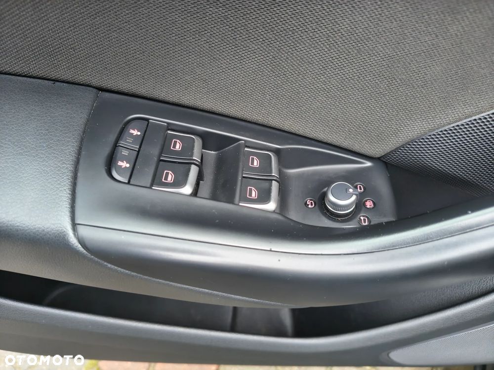 Audi Q3 2.0 TDI - 16