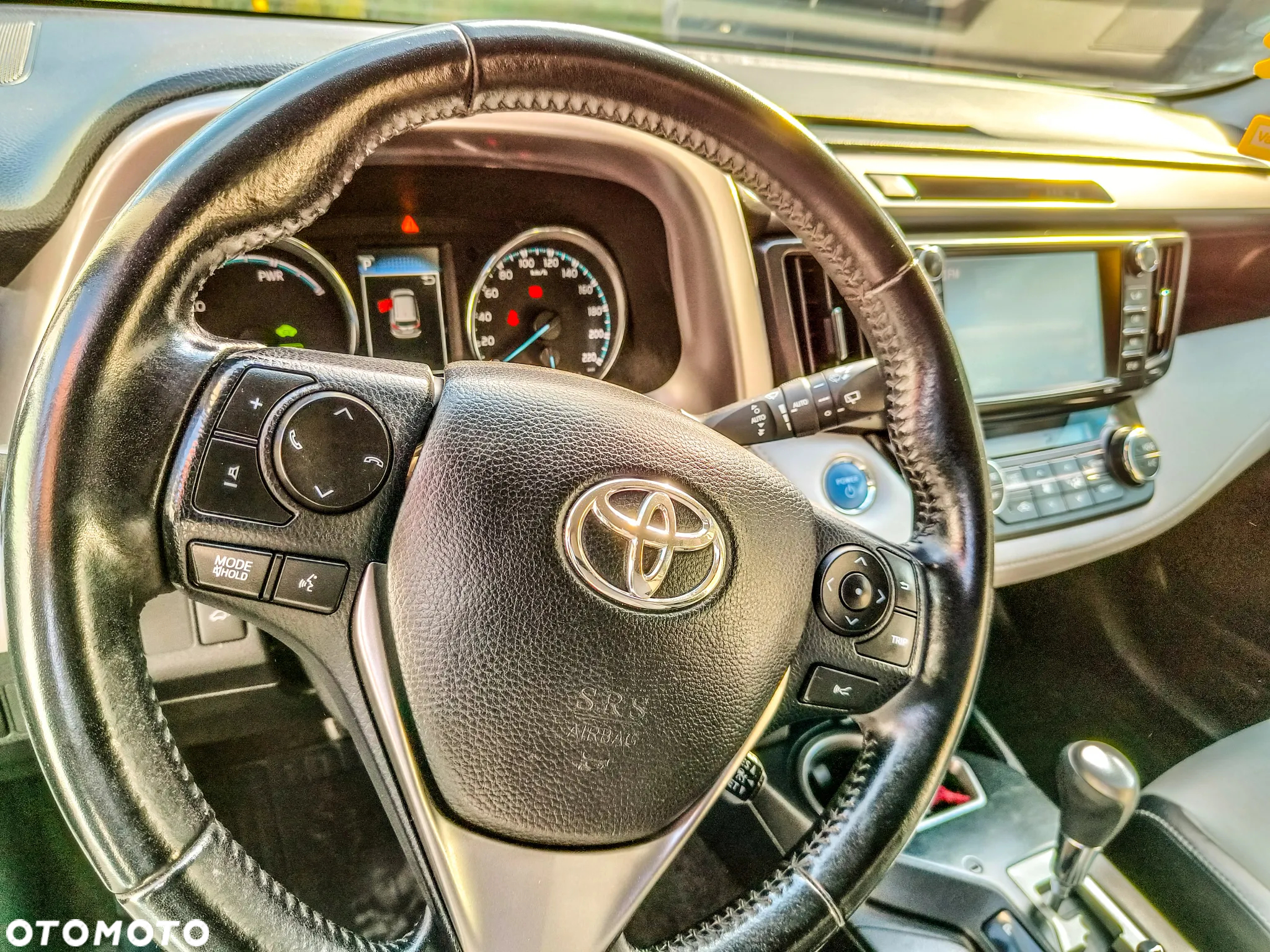 Toyota RAV4 - 4