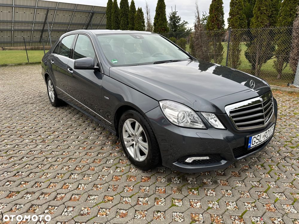 Mercedes-Benz Klasa E 250 CGI BlueEffICIENCY Avantgarde - 5