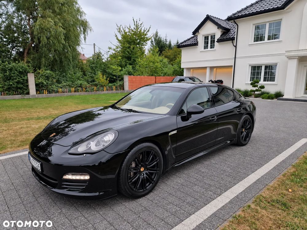 Porsche Panamera 4S PDK - 9