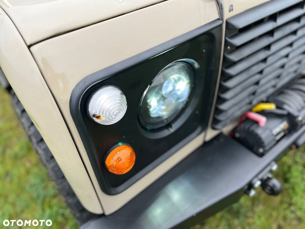Land Rover Defender ver-110-2-5-tdi - 7