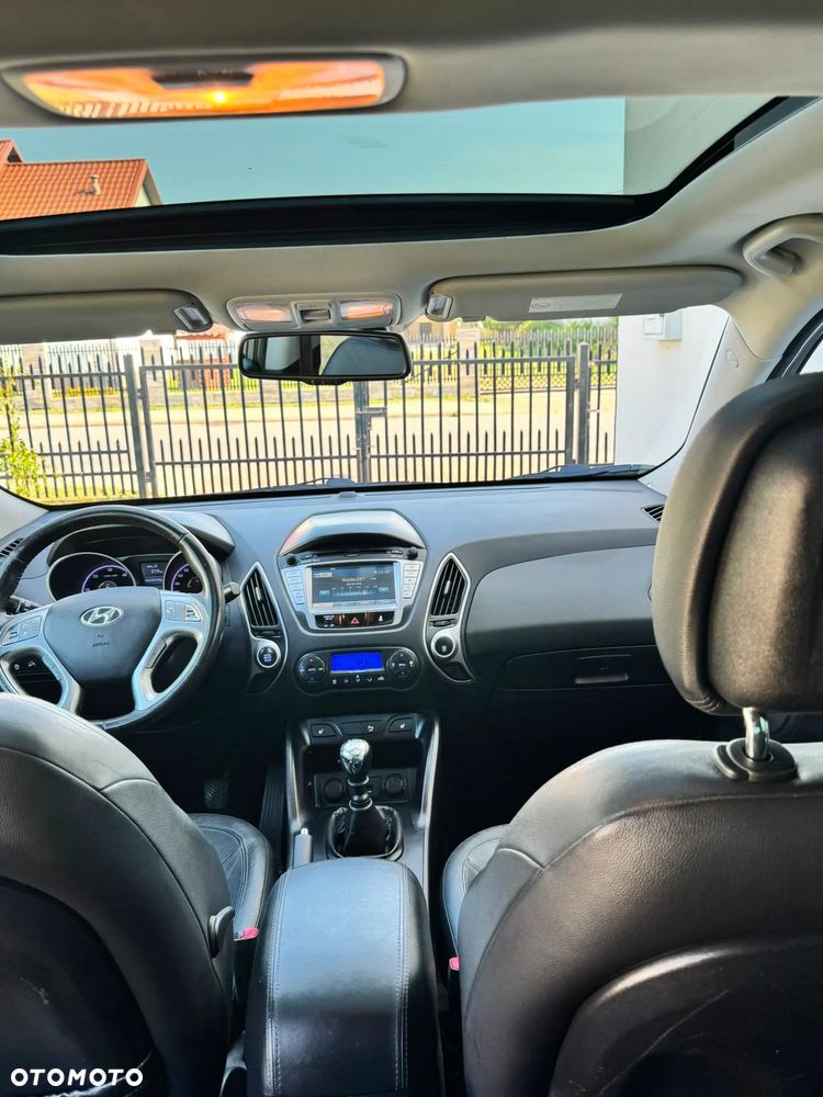 Hyundai ix35 1.7 CRDi Premium 2WD - 17