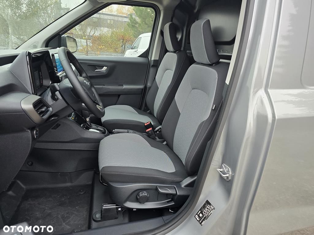 Ford Transit Courier - 9