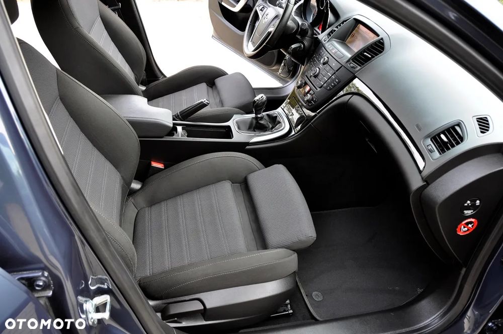 Opel Insignia 2.0 Turbo Sport - 9