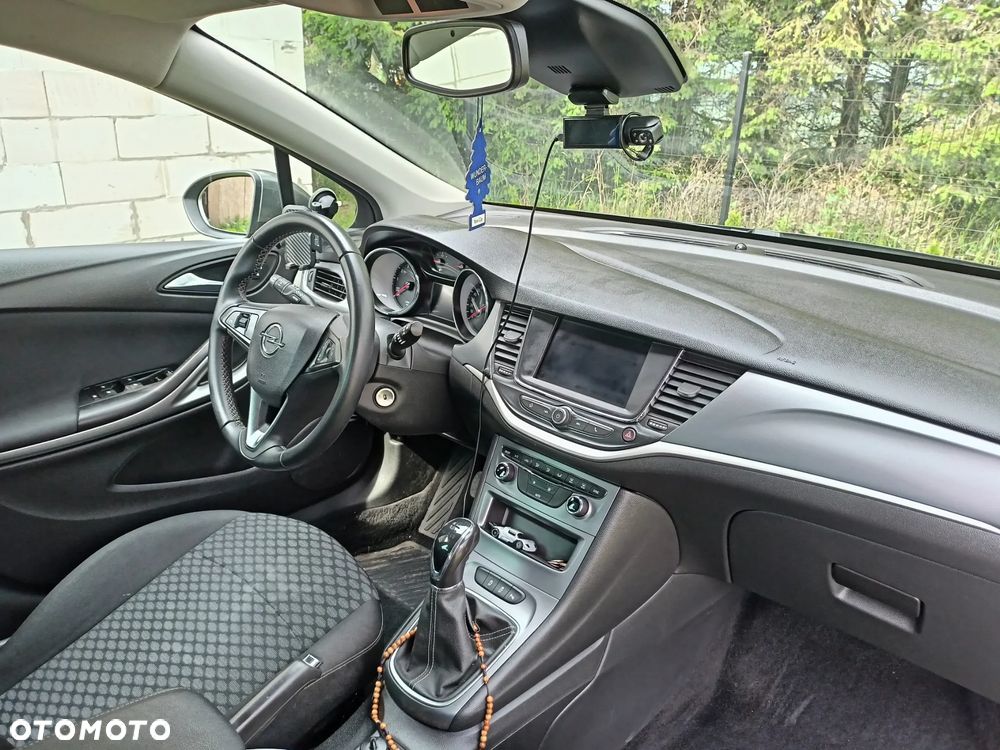 Opel Astra 1.2 T Business Elegance S&S - 7